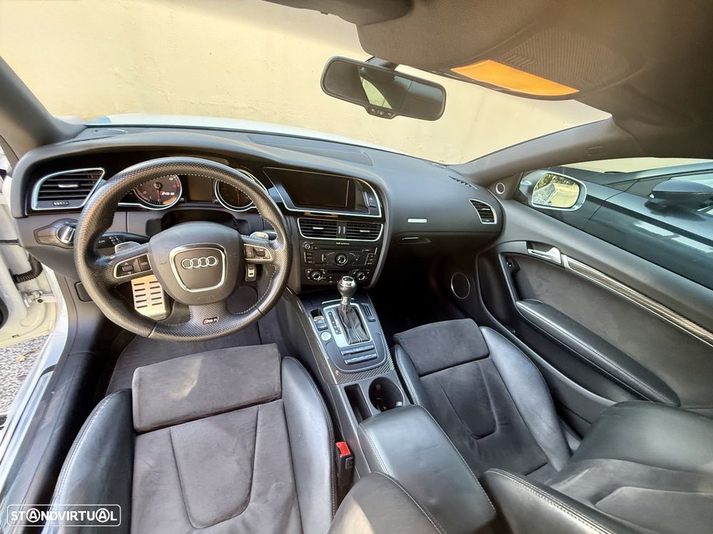 Audi RS5 4.2 FSi quattro - 14