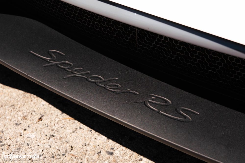 Porsche 718 Spyder RS - 32