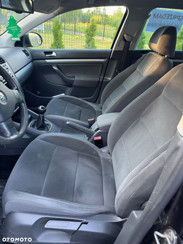 Volkswagen Golf - 3