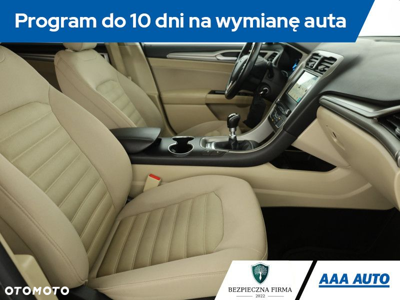 Ford Mondeo - 8
