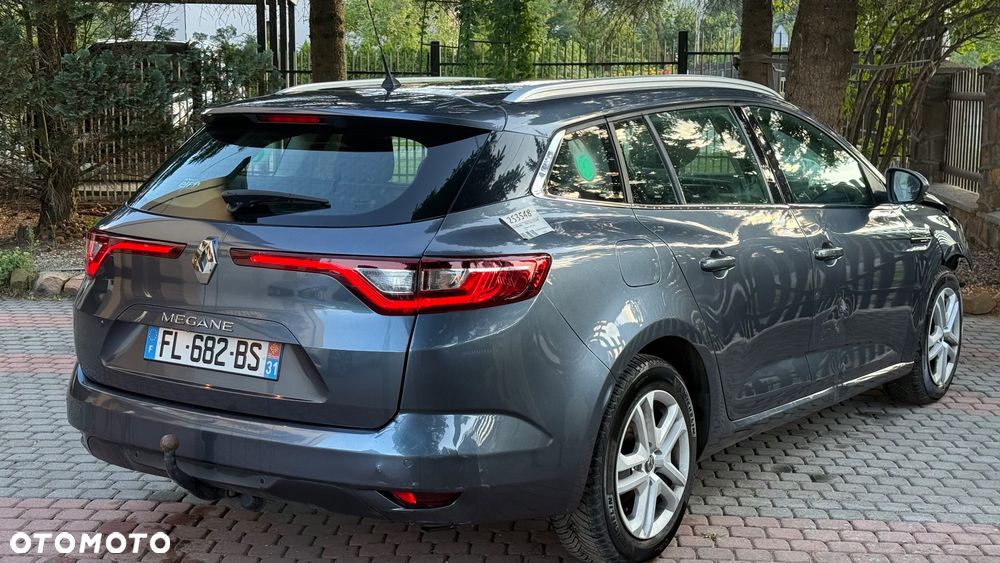 Renault Megane 1.5 Blue dCi Intens EDC - 4