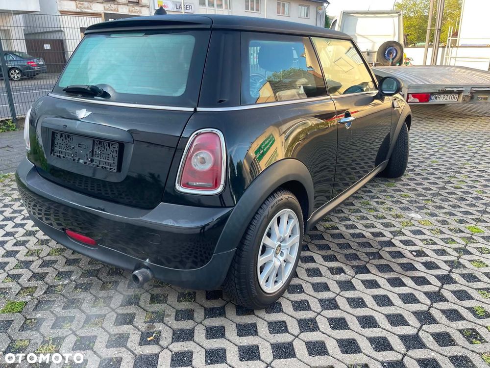 MINI ONE - 3