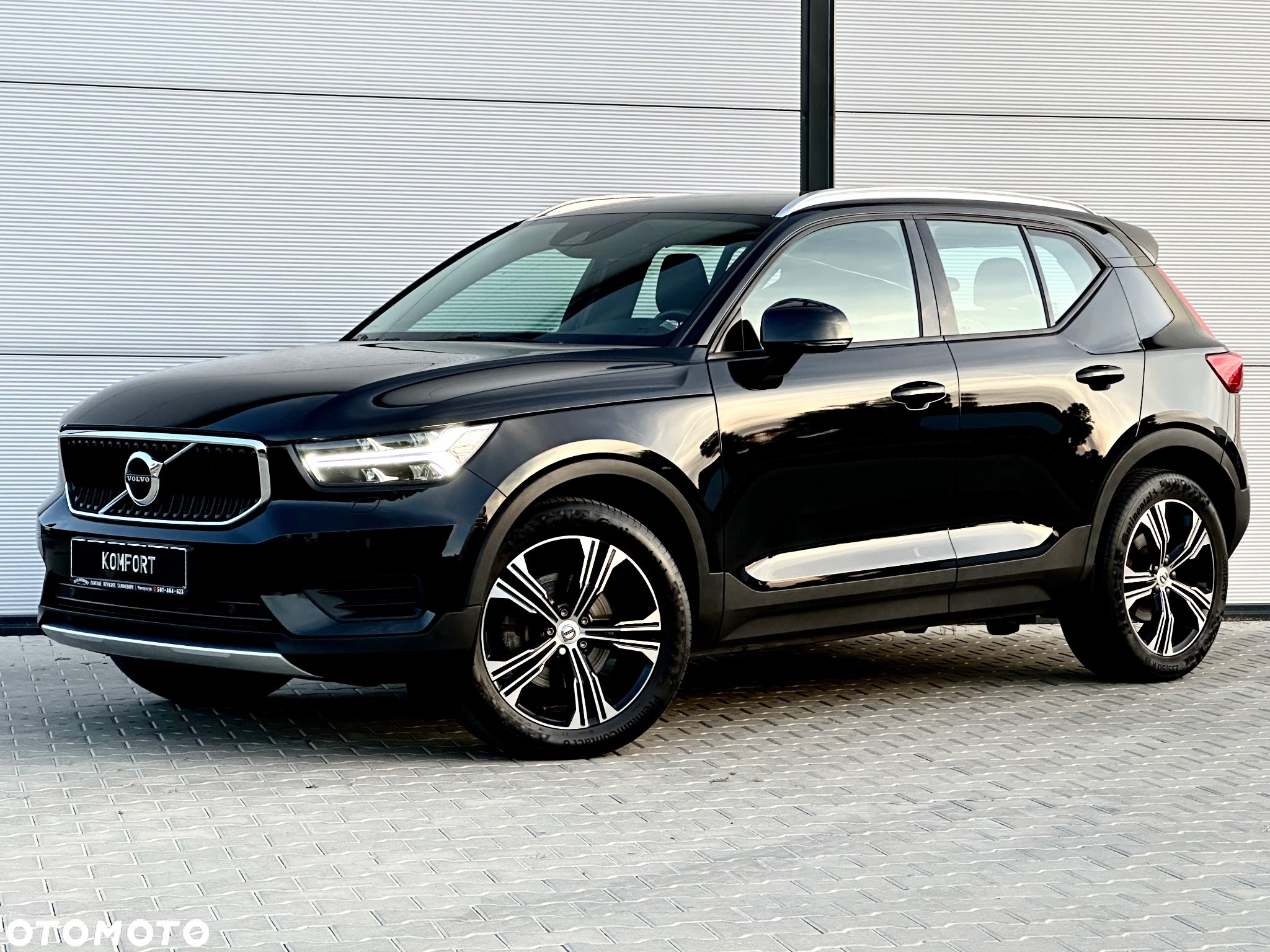 Volvo XC 40 D4 AWD Momentum Pro - 5