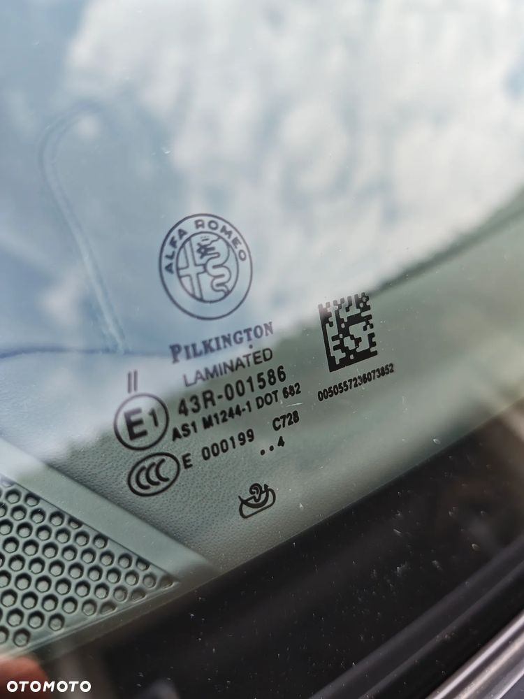 Alfa Romeo Giulia 2.9 V6 Bi-Turbo AT8 Quadrifoglio - 20