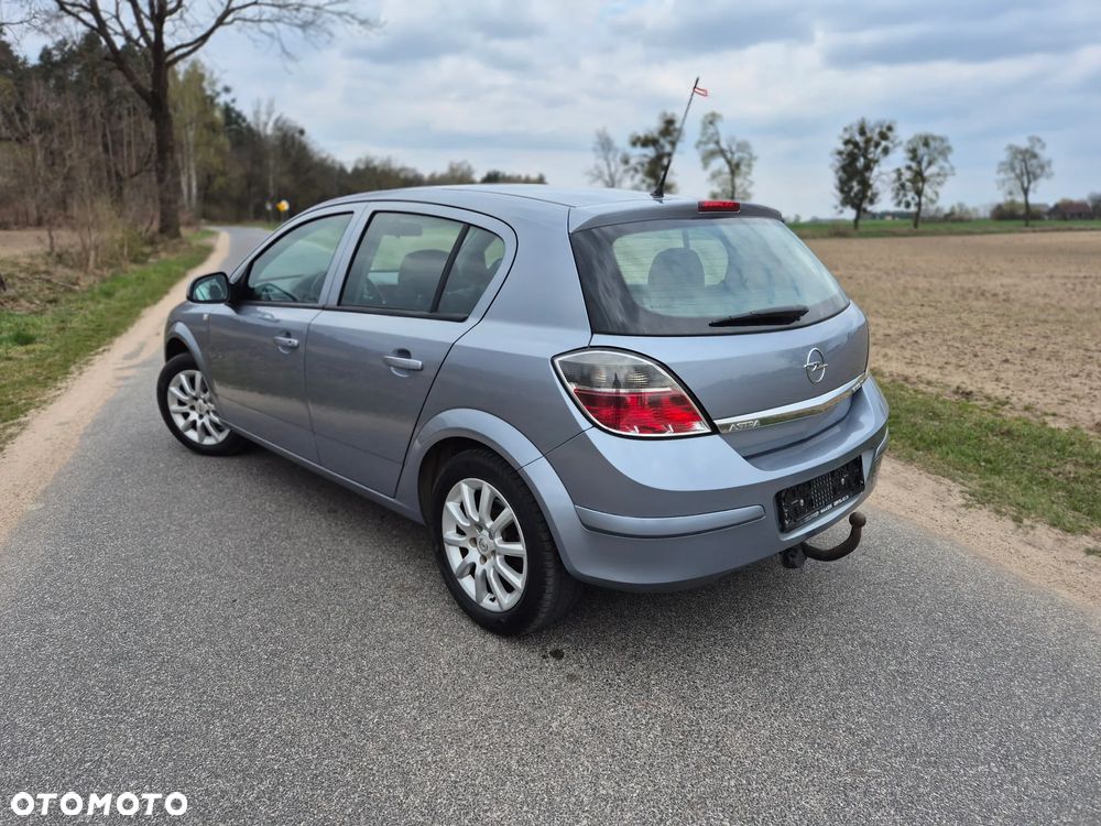 Opel Astra - 2