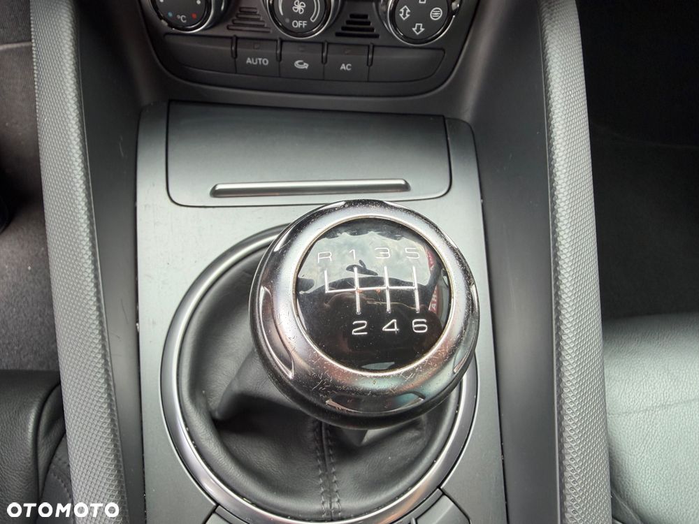 Audi TT Coupé - 17