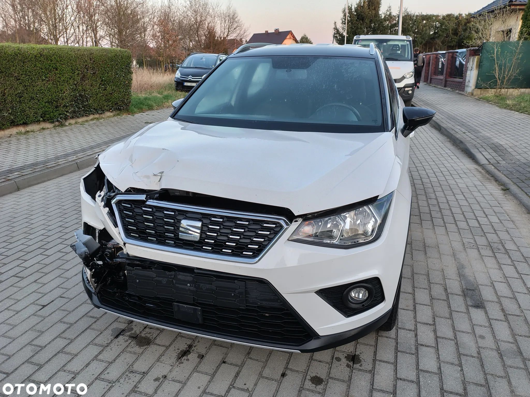 Seat Arona 1.0 TGI Black Edition - 1