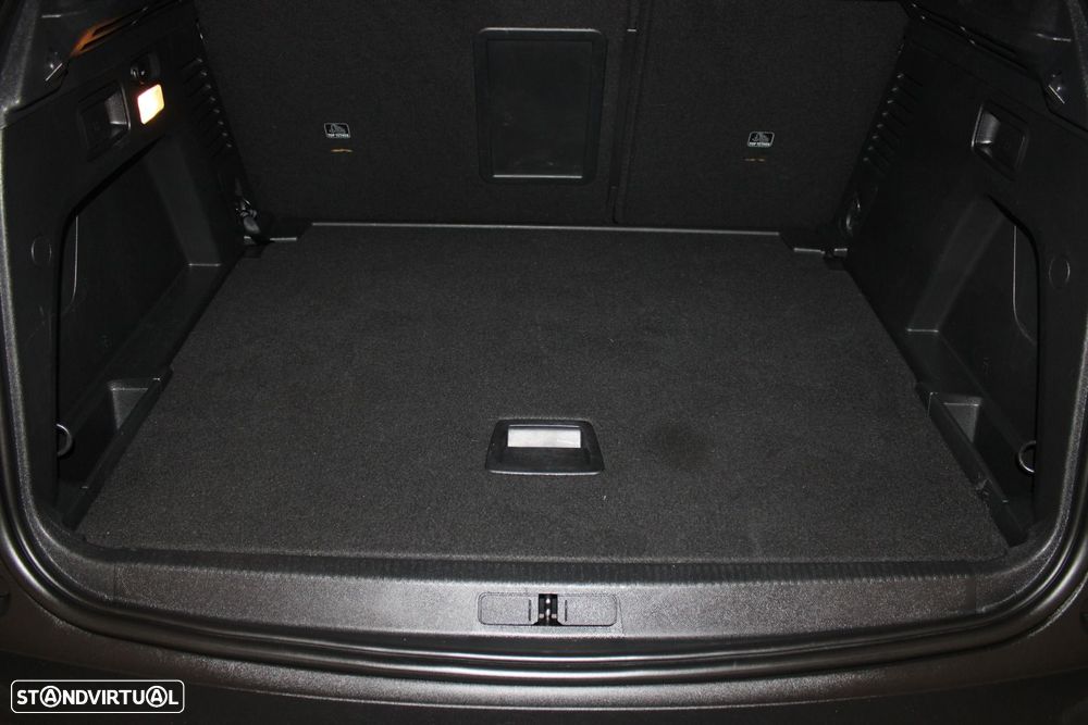 Peugeot 3008 1.5 BlueHDi Active - 32