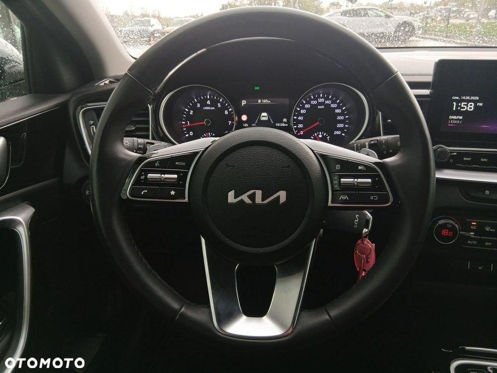 Kia Ceed - 12