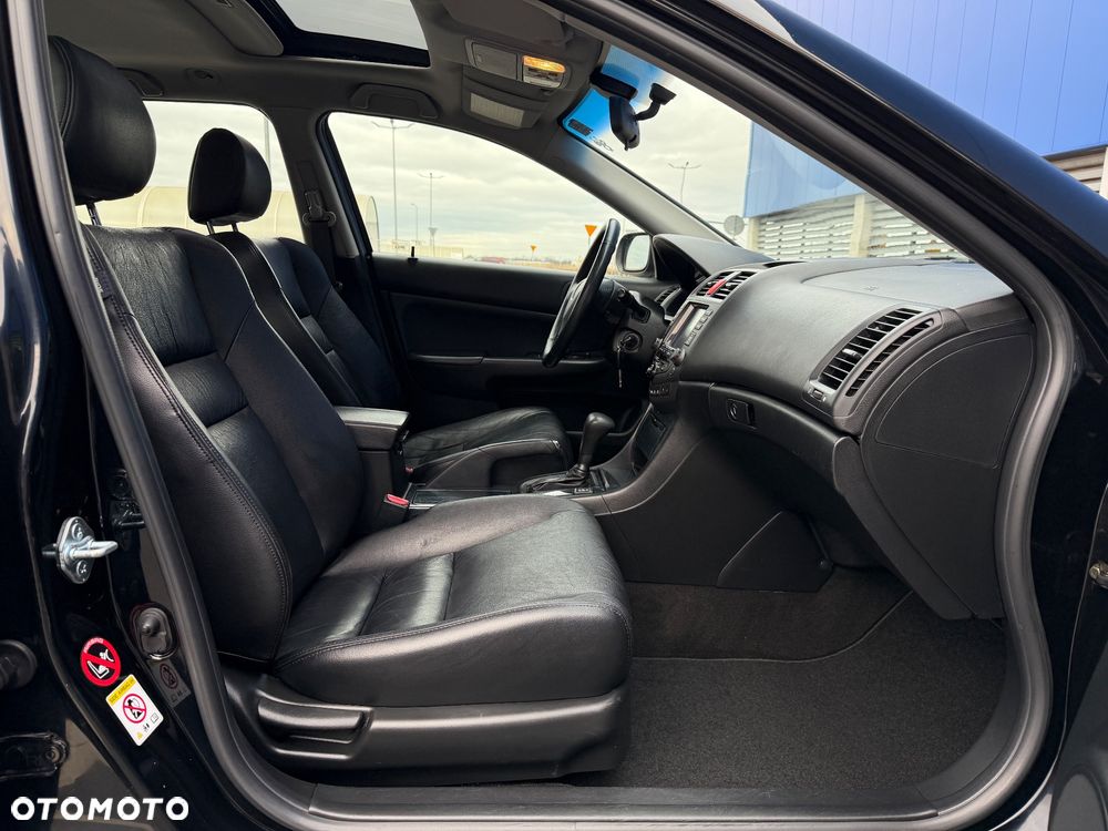 Honda Accord 2.4 Executive - 23