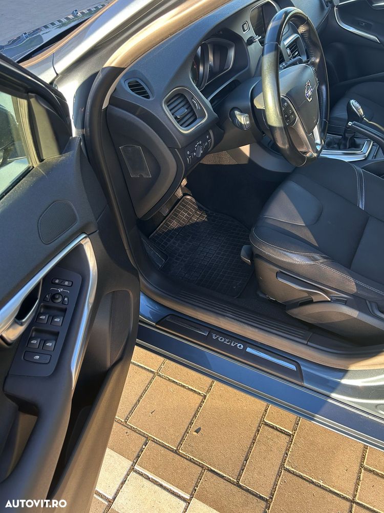 Volvo V40 - 6