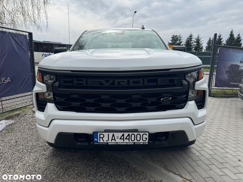 Chevrolet Silverado - 4