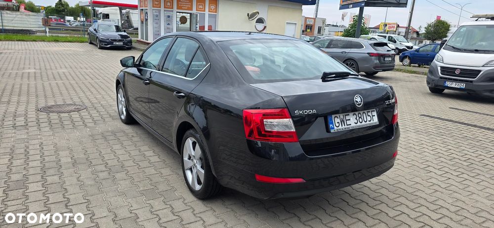 Skoda Octavia - 4