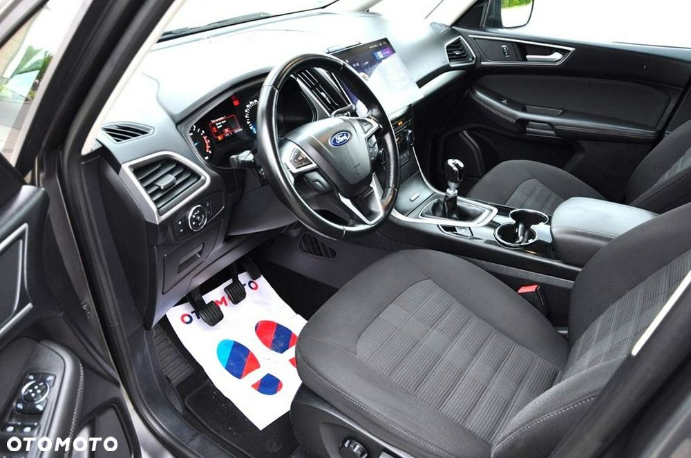 Ford Galaxy - 30