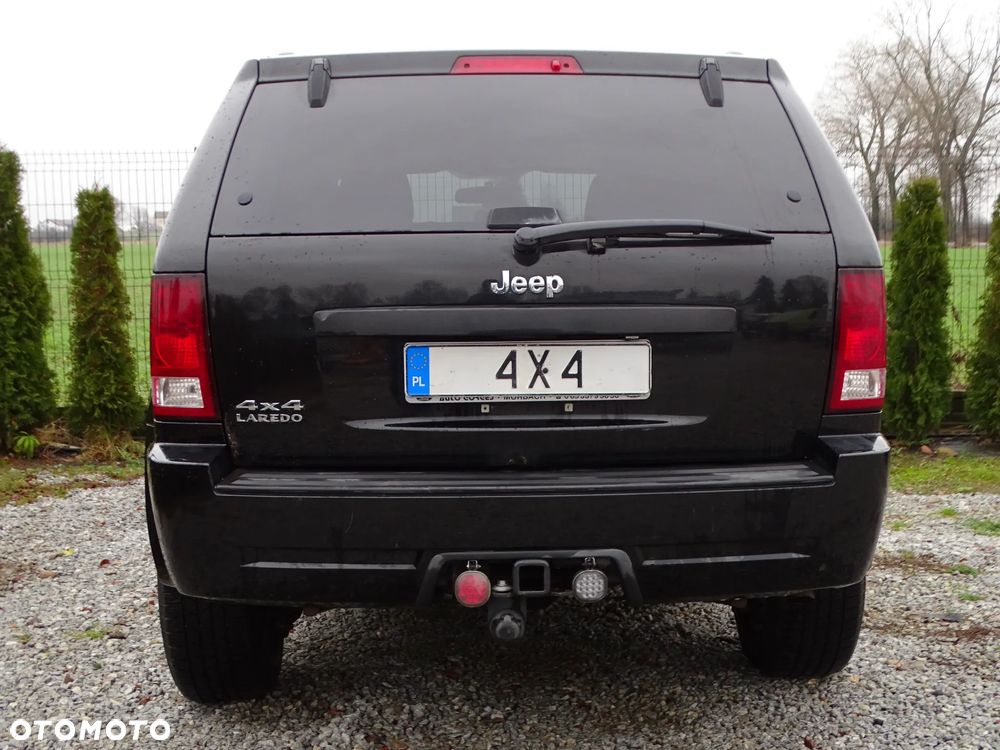 Jeep Grand Cherokee - 25