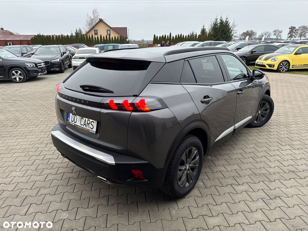 Peugeot 2008 1.2 PureTech Allure S&S EAT8 - 3