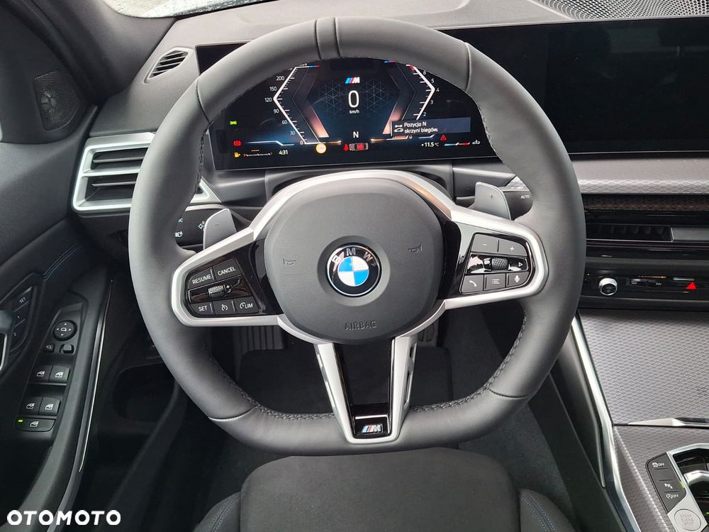BMW Seria 3 320i xDrive M Sport - 18