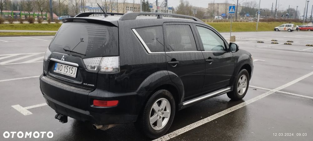 Mitsubishi Outlander 2.0 Intense + NAVI 2WD EU5 - 3