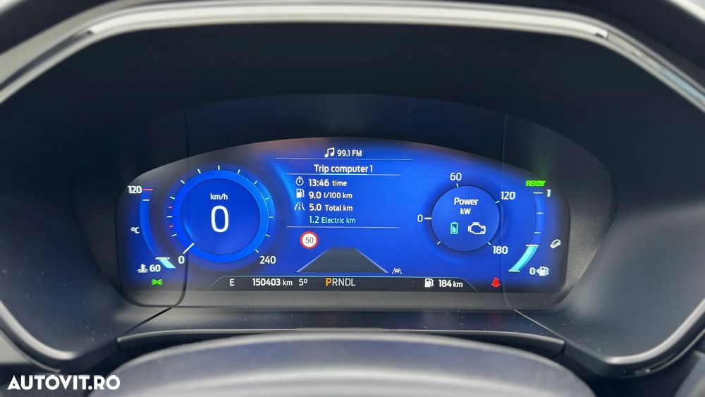 Ford Kuga 2.5 Duratec FHEV 4x4 ST-LINE X - 29