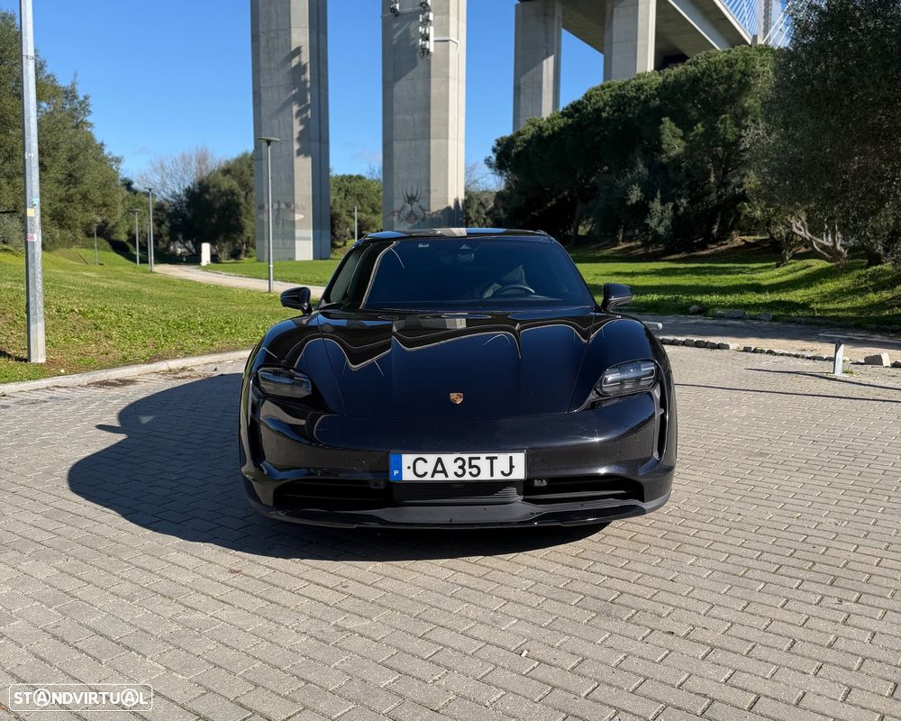 Porsche Taycan Cross Turismo 4 - 1