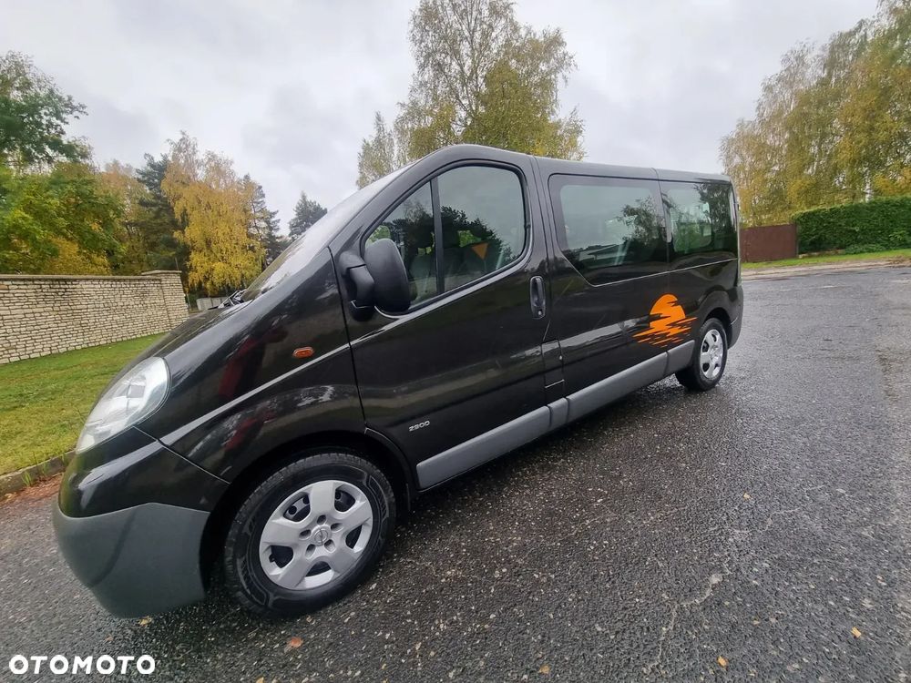 Opel Vivaro 2014 photo 3