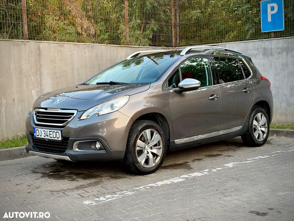 Peugeot 2008 PureTech 110 Stop&Start Allure - 2
