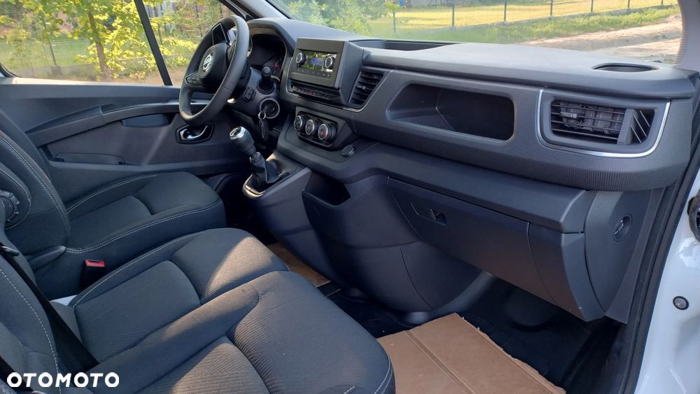 Nissan PRIMASTER - 15