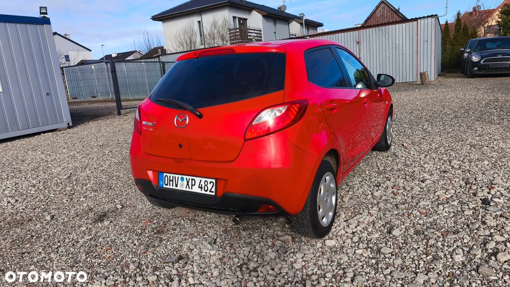 Mazda 2 - 8