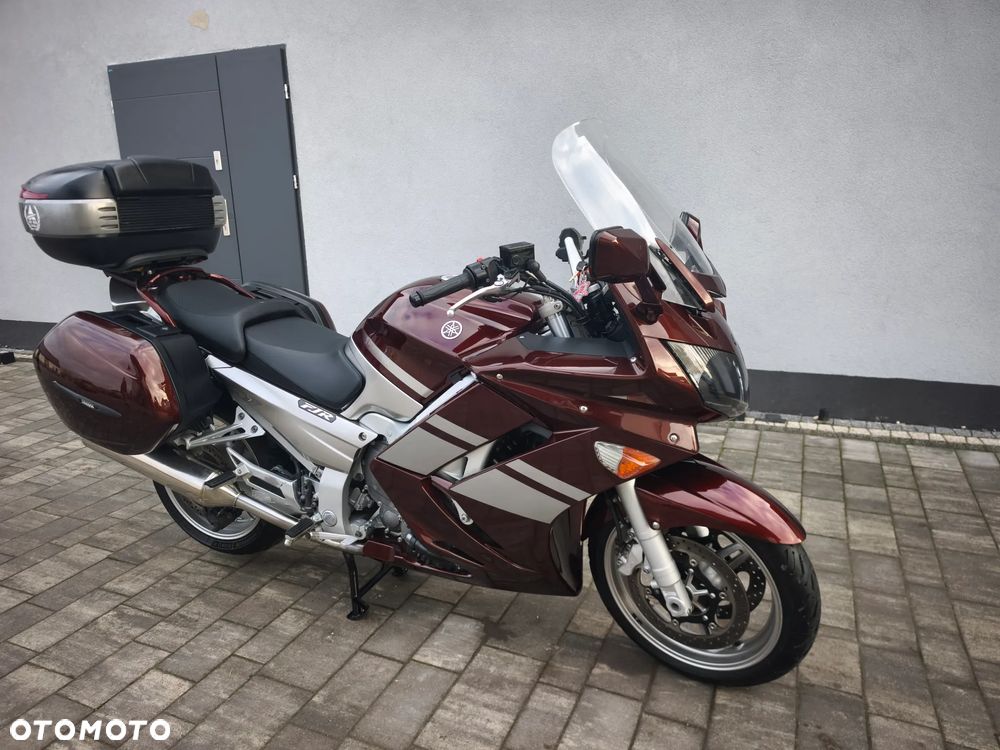 Yamaha FJR - 3