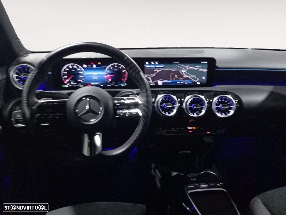 Mercedes-Benz A 200 Limousine - 11