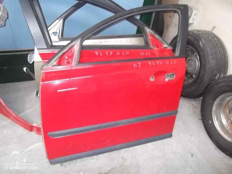 PORTA FRENTE ESQUERDA VOLVO S40 II 1.6 101CV 1596CC - 1