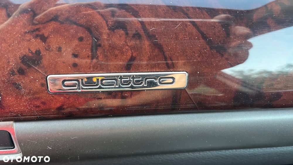 Audi A8 3.7 Quattro - 13