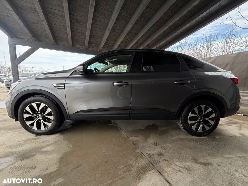 Renault Arkana E-TECH 145 Techno - 10