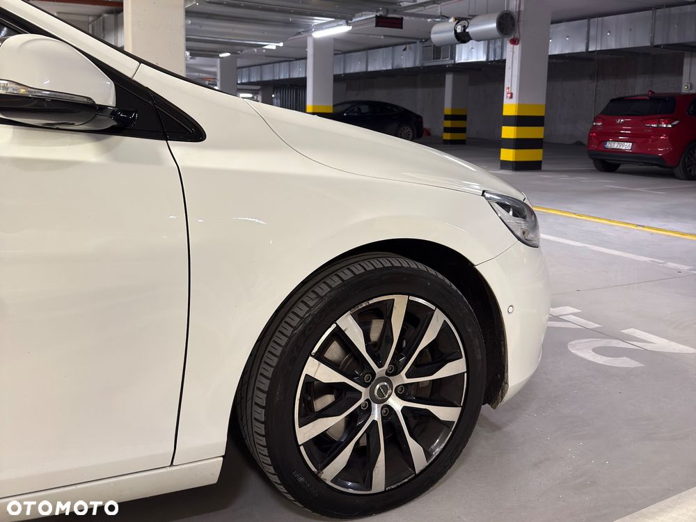 Volvo V40 T3 Geartronic RDesign - 5