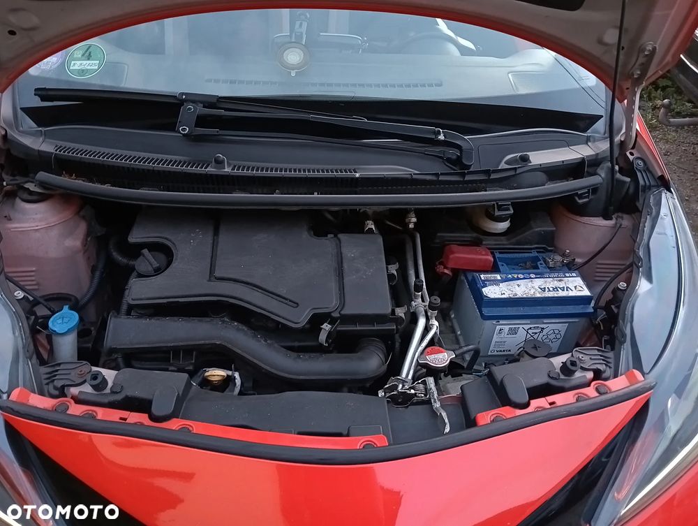 Toyota Aygo x-play touch - 22