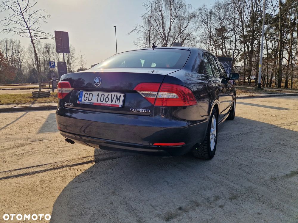 Skoda Superb 1.6 TDI Green tec Ambition - 8