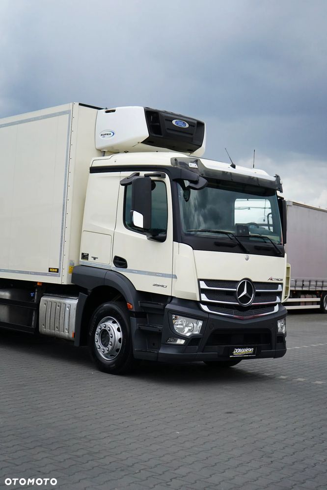 Mercedes-Benz ACTROS / 2540 / ACC / E 6 / ZESTAW PRZEJAZDOWY / CHŁODNIA + WINDA / 38 PALET - 21