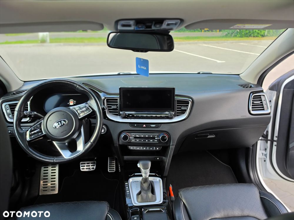 Kia Ceed 1.5 T-GDI DCT7 OPF (48V Mild Hybrid) Platinum Edition - 17