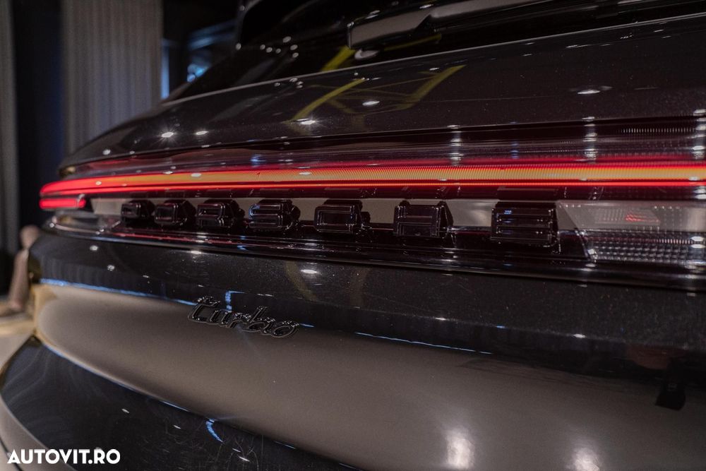 Porsche Cayenne Turbo E-Hybrid - 18