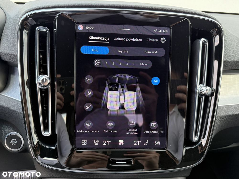 Volvo XC 40 - 24