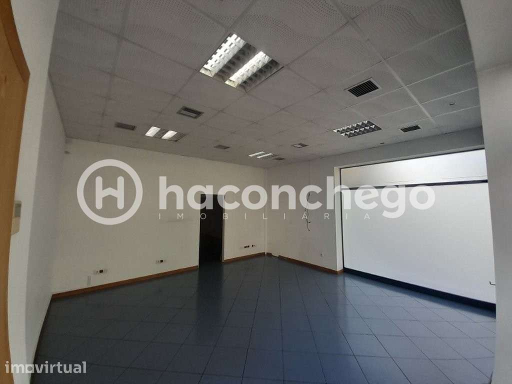 Loja em Arcozelo - Grande imagem: 3/6