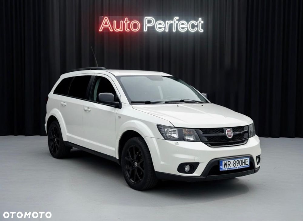 Fiat Freemont 2.0 Multijet Black Code AWD - 1