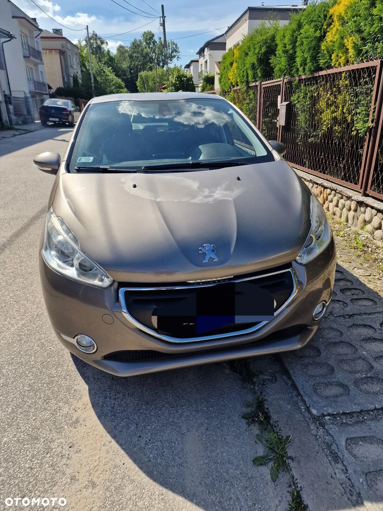 Peugeot 208 1.2 PureTech Allure - 1