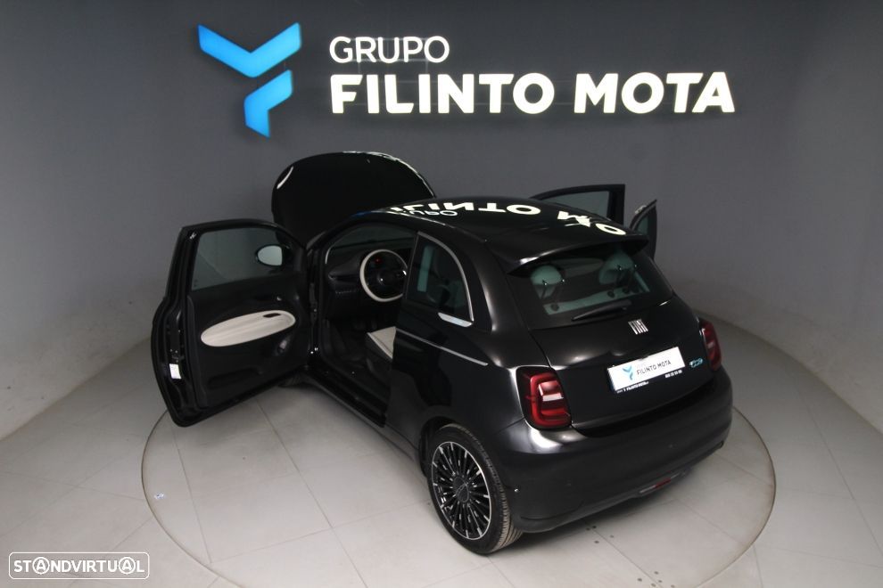 Fiat 500e La Prima - 11