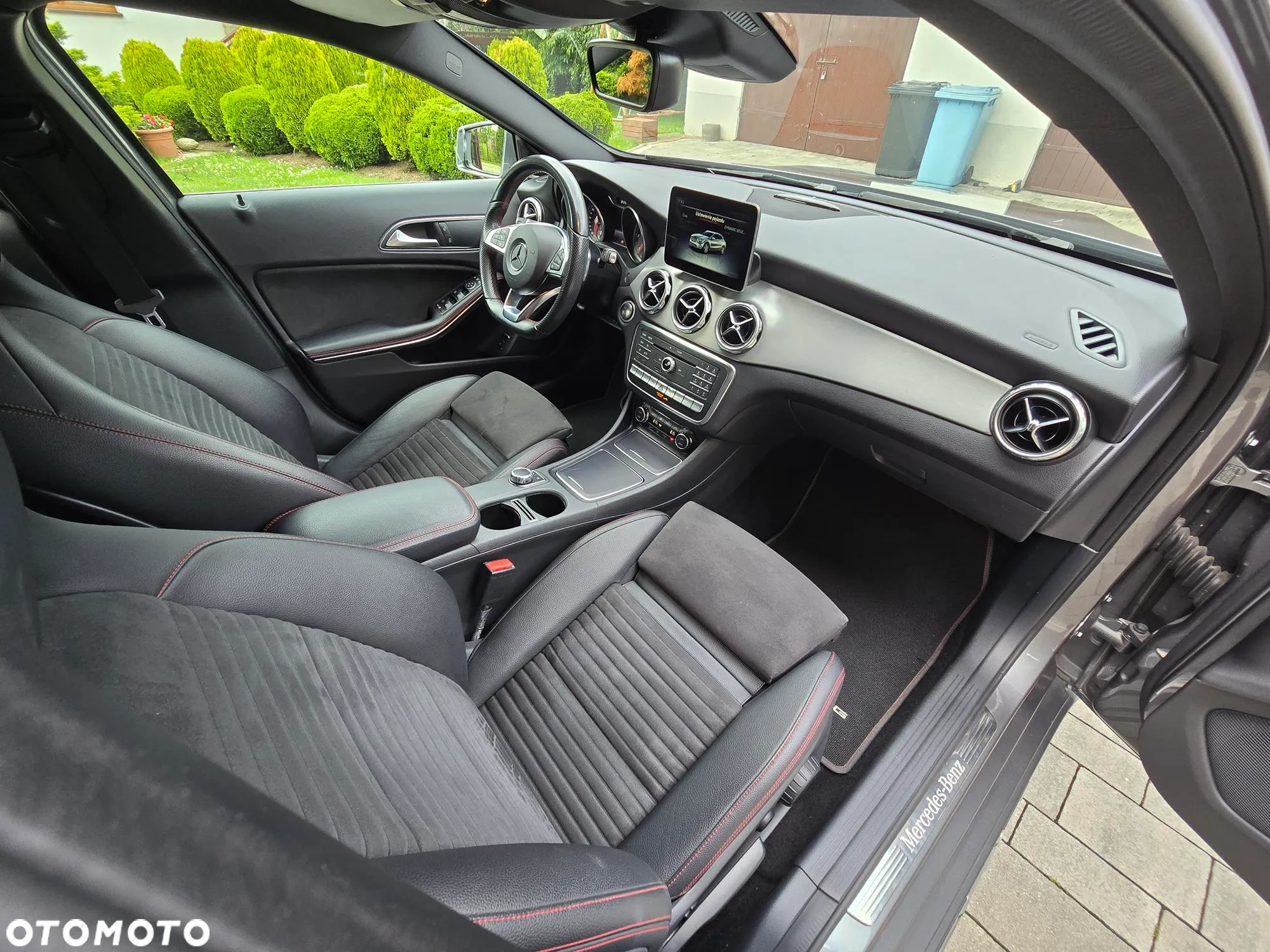 Mercedes-Benz GLA 220 d 4Matic 7G-DCT AMG Line - 14