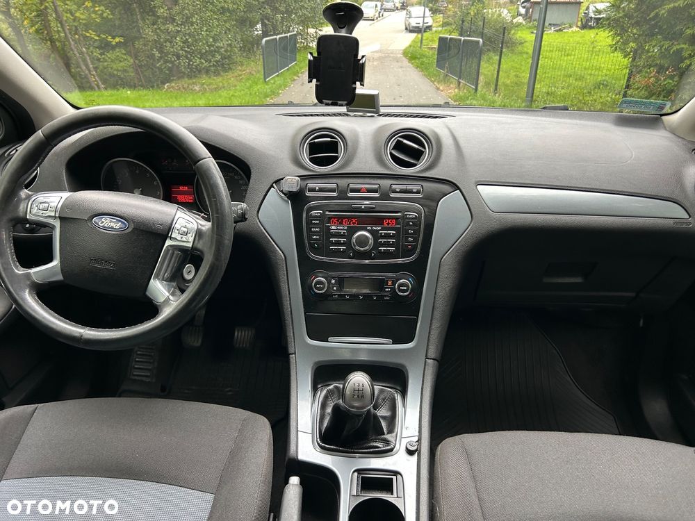 Ford Mondeo 1.6 Gold X - 8