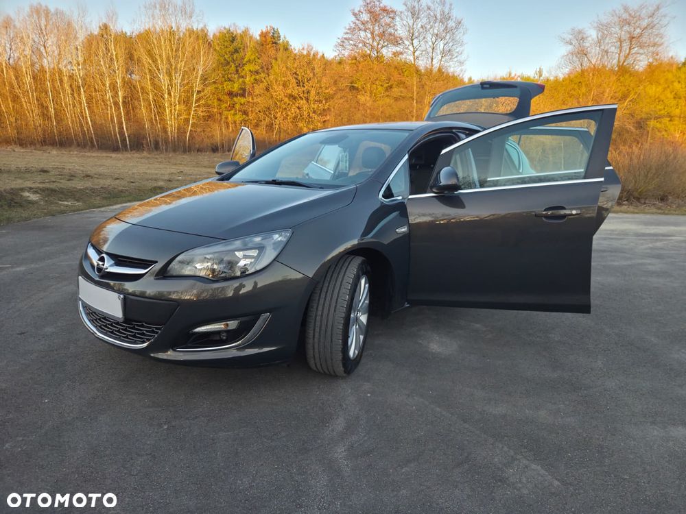 Opel Astra 1.7 CDTI DPF Cosmo - 21