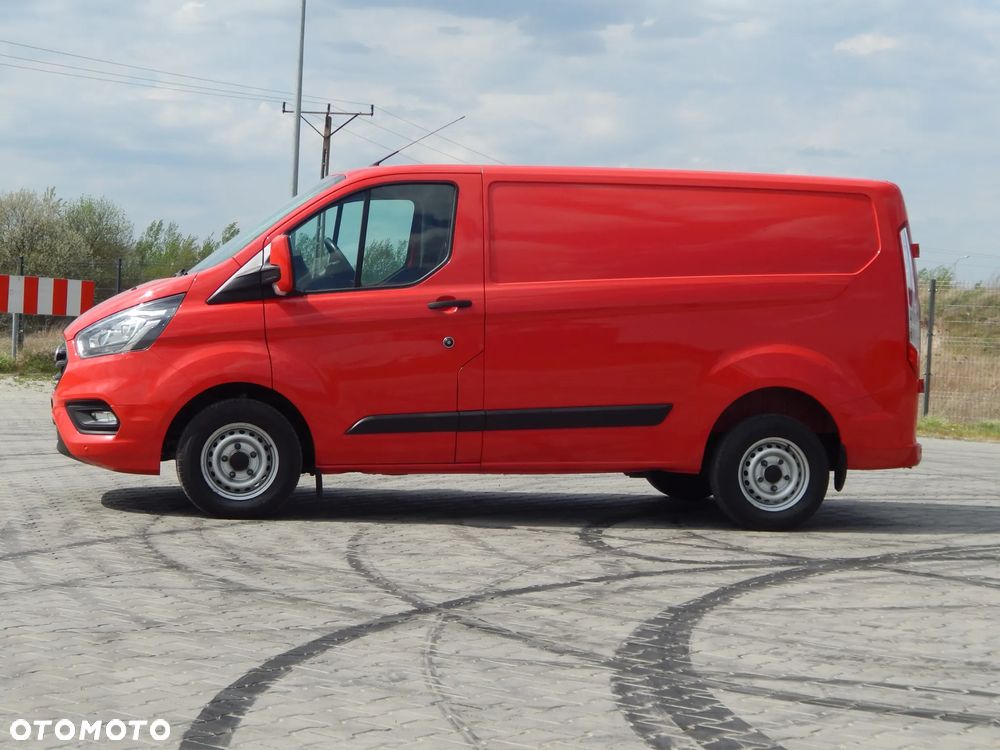 Ford Custom Transit - 8