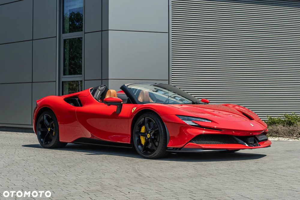 Ferrari SF90 Spider - 2