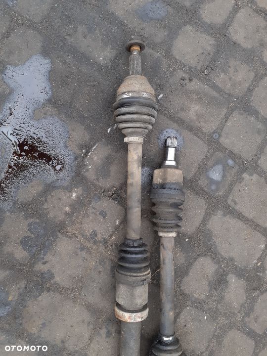 PÓŁOŚ FORD FOCUS MK1 1.6 16V PRAWA LUB LEWA - 2